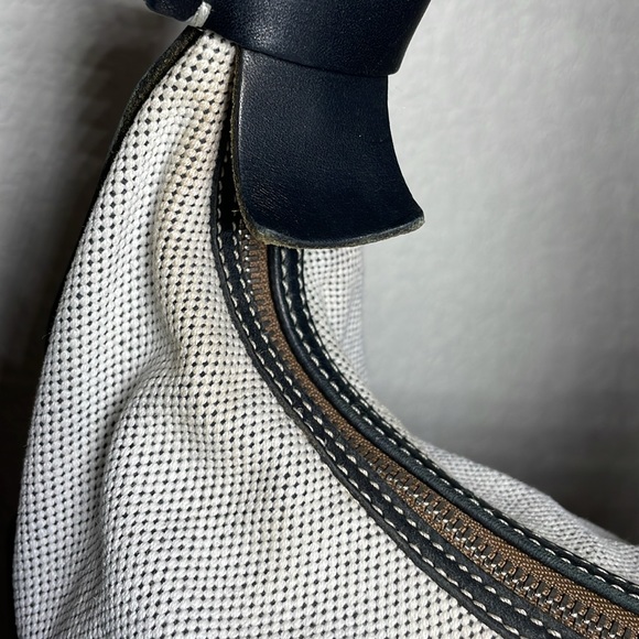 Vintage & Rare Dooney & Bourke Shoulder Bag - Picture 15 of 15